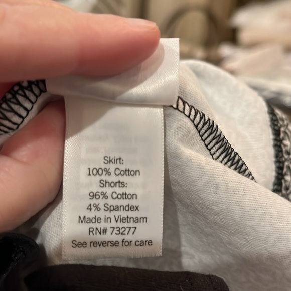 croft & barrow Black Small Print Easy Pull-On Skort/NWT/Various Sizes - Picture 13 of 16